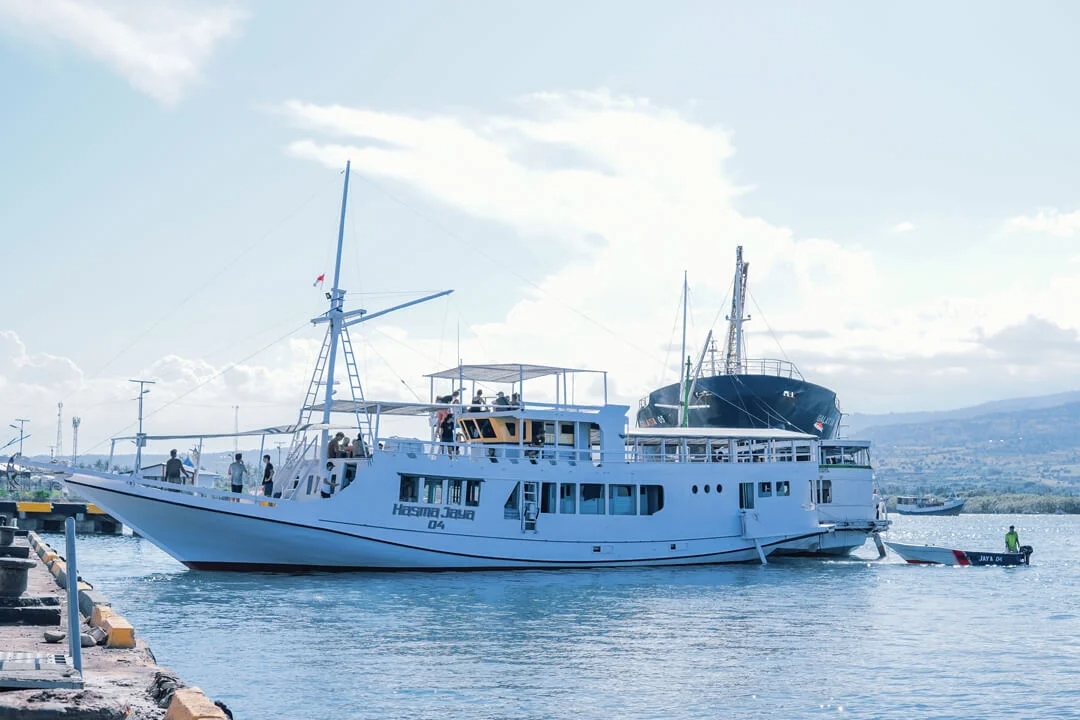 Open Trip 4D3N Labuan Bajo to Lombok by Kareem The Explorer - Komodo Sharing Tours