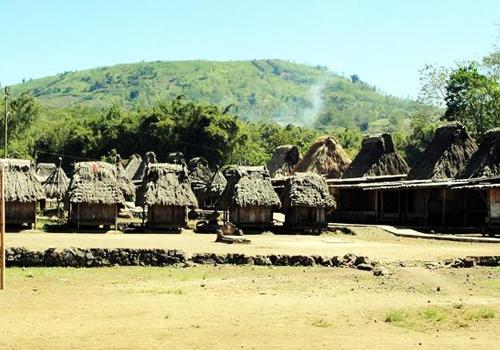 Flores Overland Tour 6 Days 5 Nights - Komodo Adventures